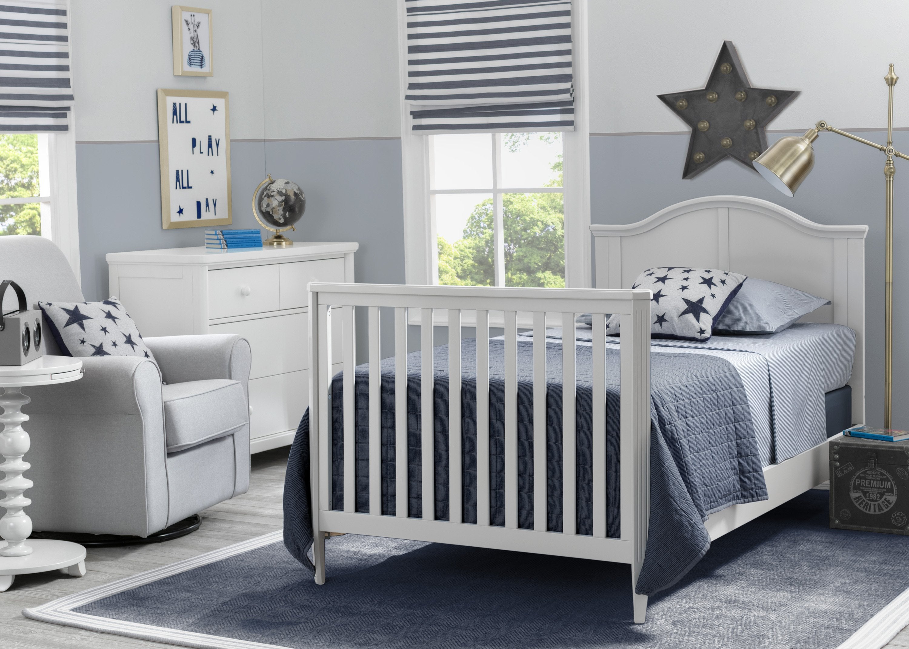 Parker Mini Convertible Baby Crib with Mattress and 2 Sheets